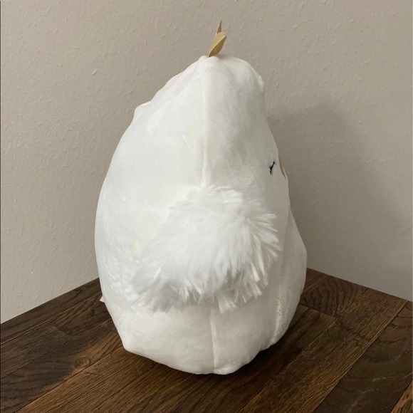 Alyssa the Swan Squishmallow - Picture 4 of 11
